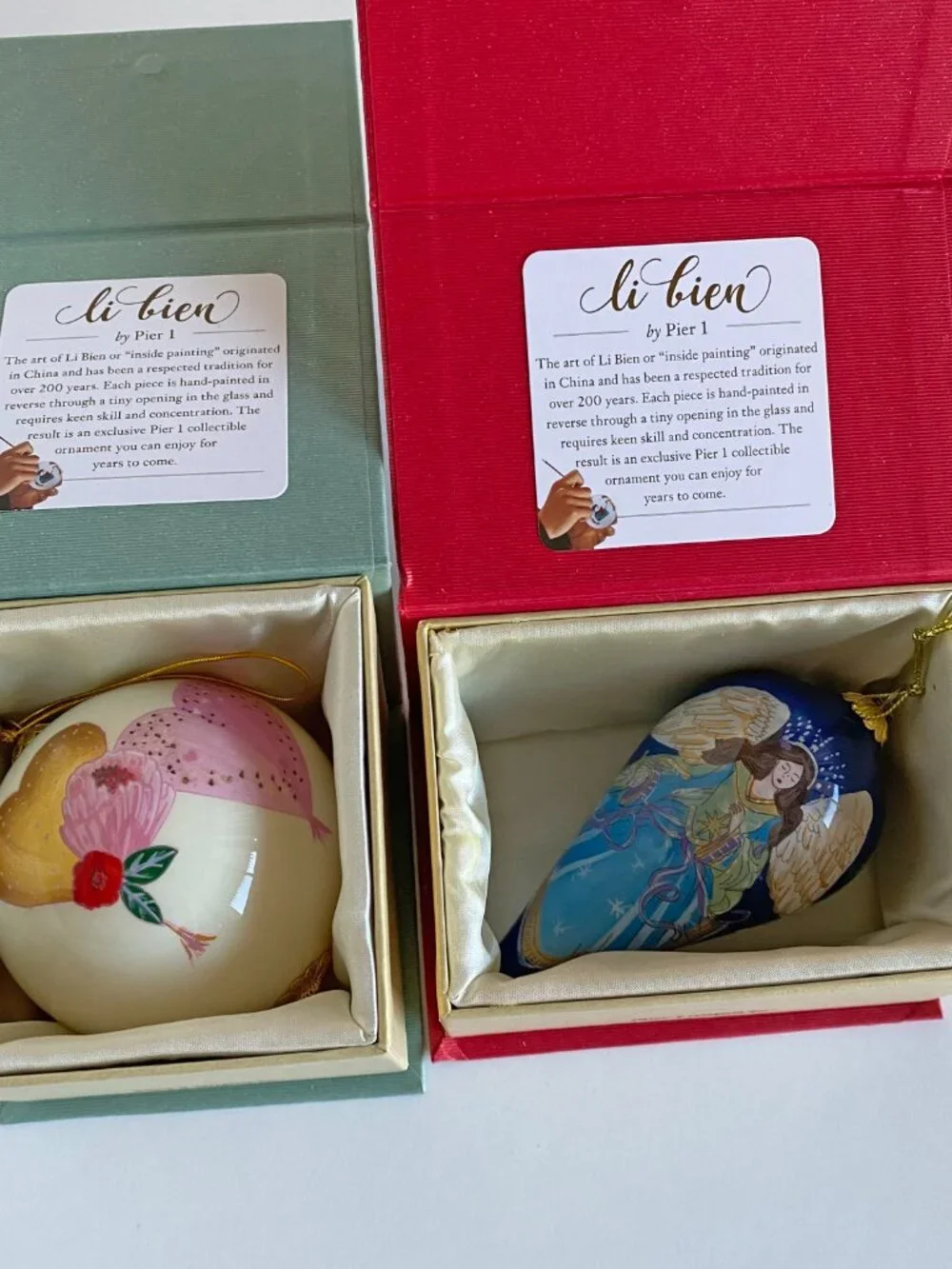 VTG Pier 1 Li Bien Reverse Hand Painted Glass Christmas Ornament 2 Pcs